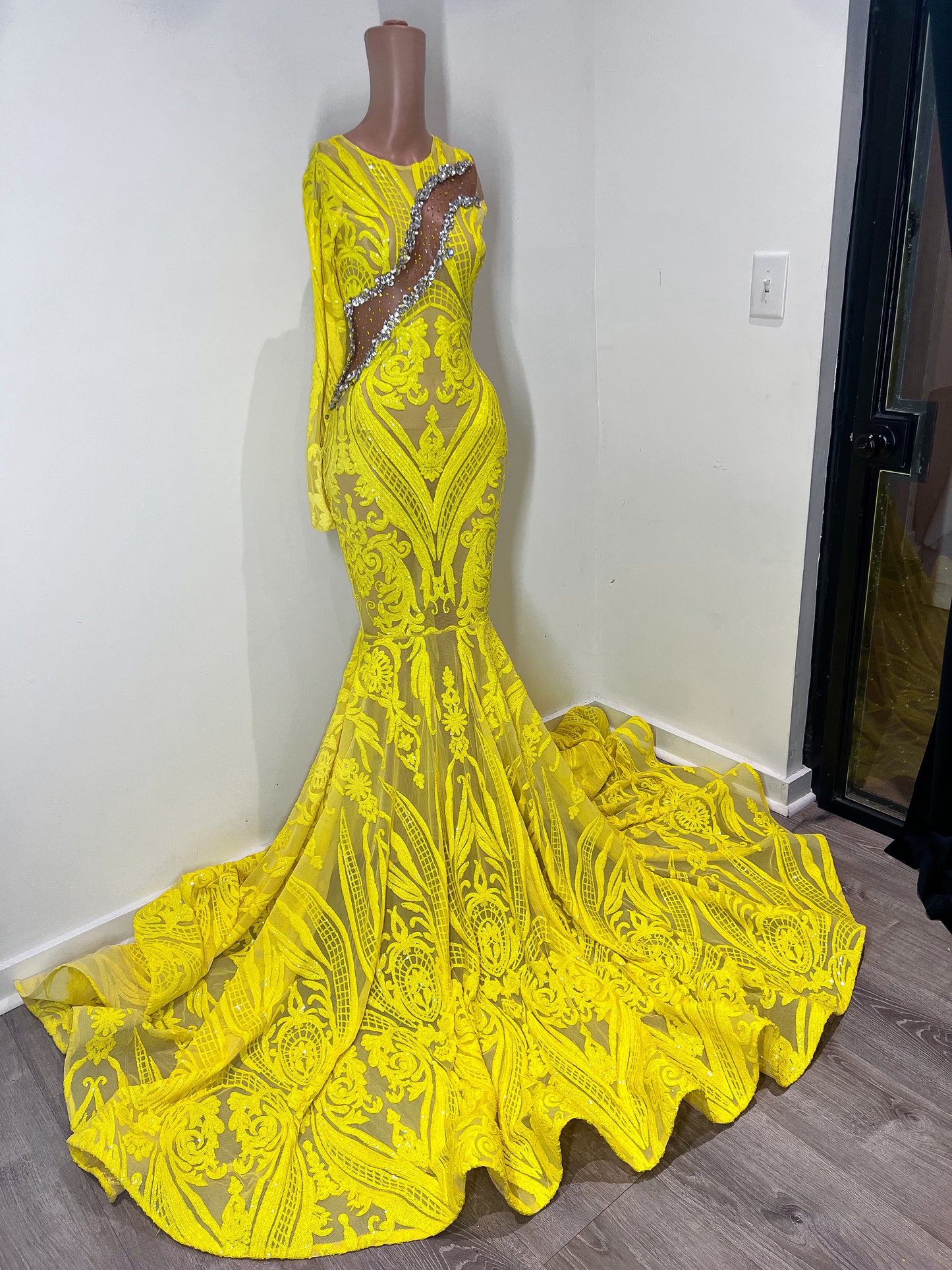 Canary Yellow Glitz - Small (4/6 )