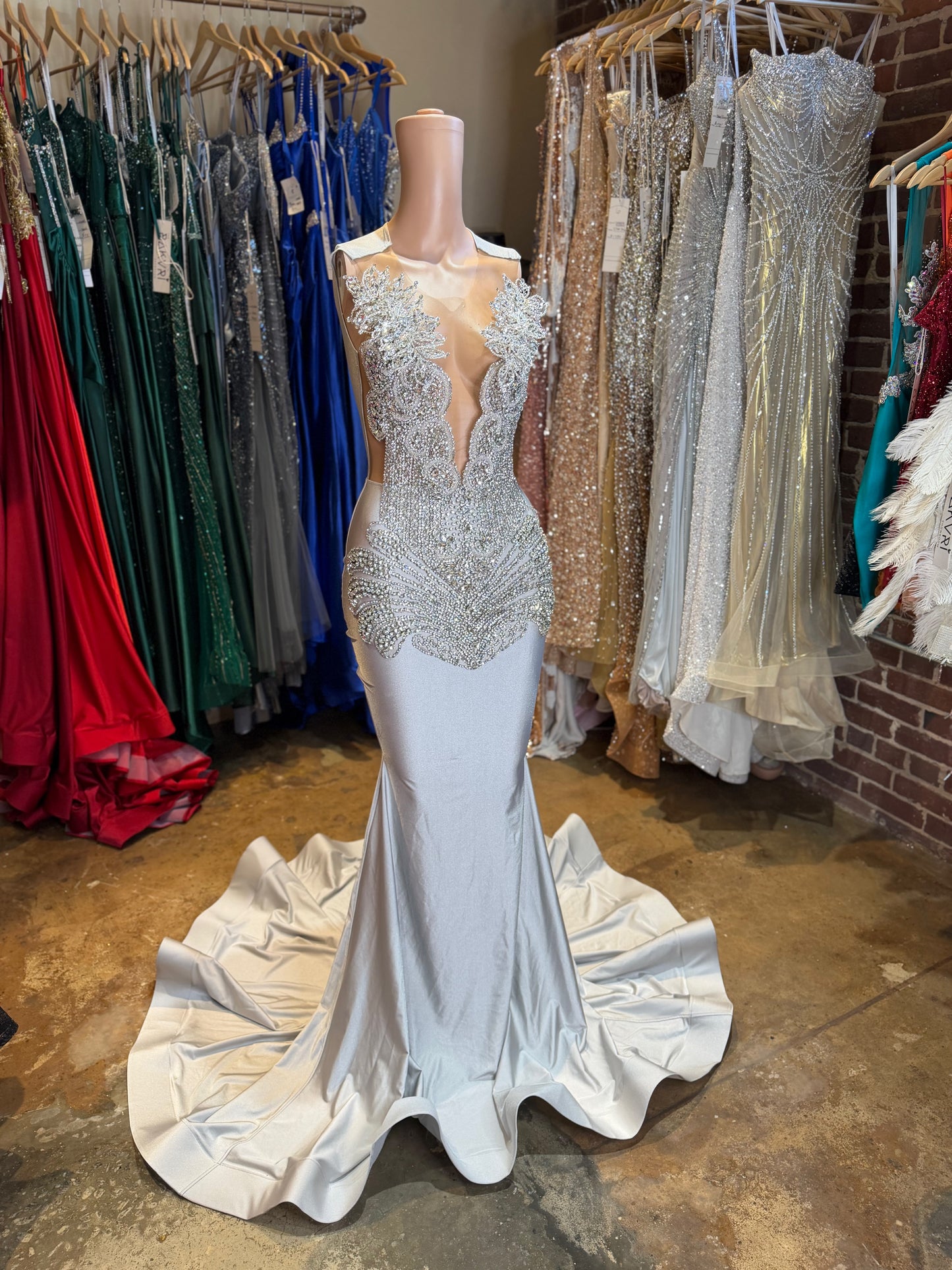 Silver 3D prom dress in atlanta Georgia THE BAKVRI SHOWROOM Silver 3D prom dress in atlanta Georgia THE BAKVRI SHOWROOM